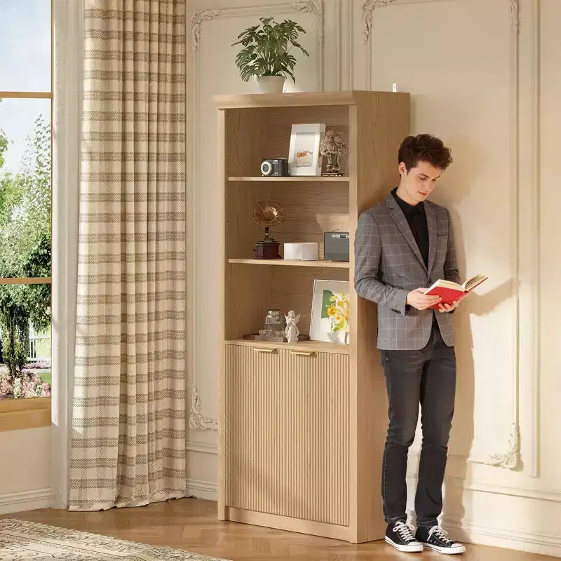 Bibliothèque haute de 71 po avec armoire, bibliothèque en bois à 5 niveaux avec étagères réglables, grande étagère de rangement pour bureau à domicile, salon